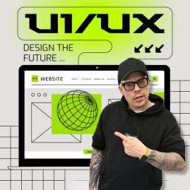 Innovative UI/UX-Lösungen für günstiges Webdesign Dennis in Hoodie und Kappe zeigt auf Laptop mit UI/UX-Design, Website Wireframe und digitaler Kugel. UI/UX Design Zukunft.